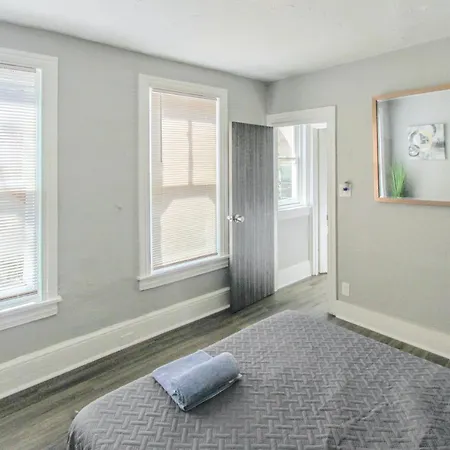 ☆☆ Modern Coed Dorm In Reading ☆☆ Apartment Exterior photo