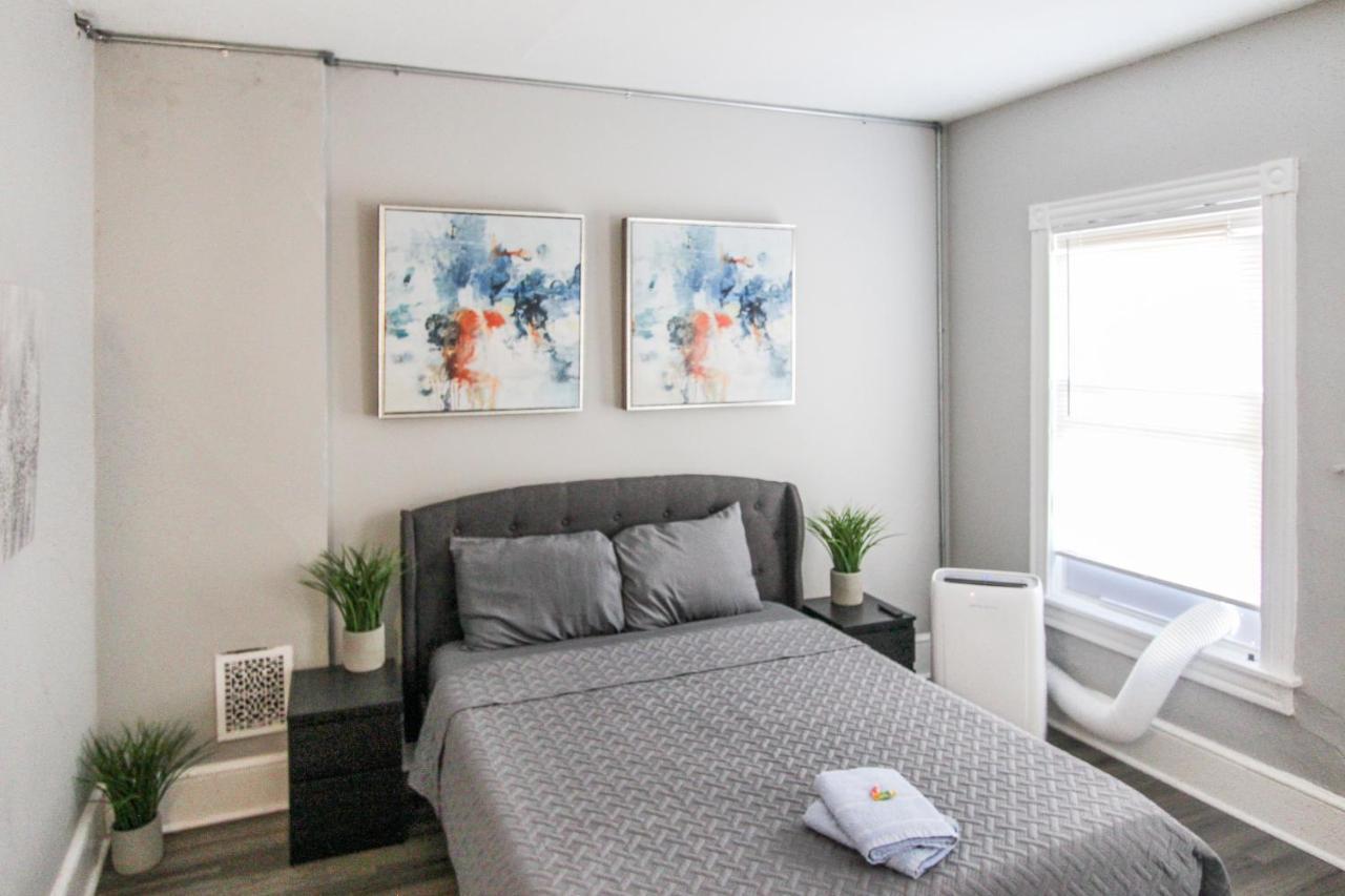 ☆☆ Modern Coed Dorm In ☆☆ * Reading