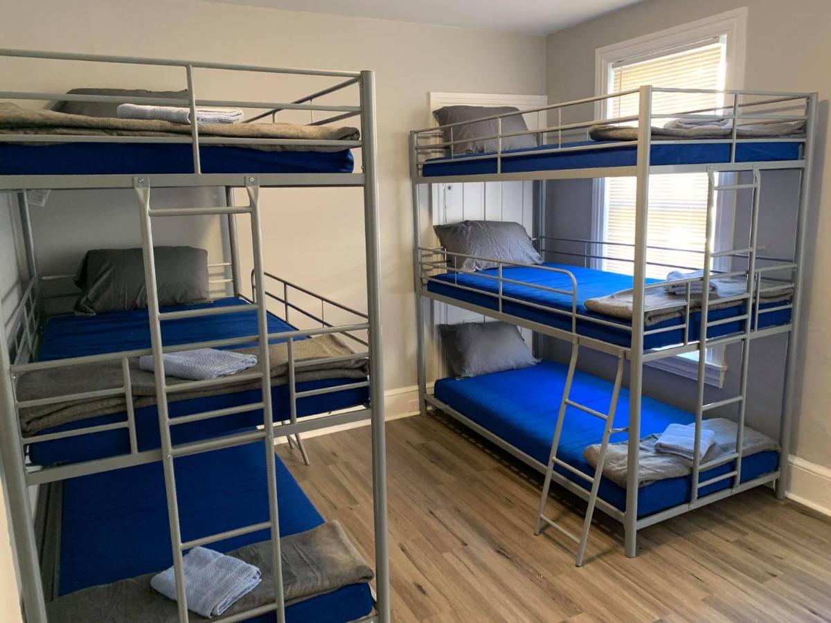 Homestay ☆☆ Modern Coed Dorm In ☆☆