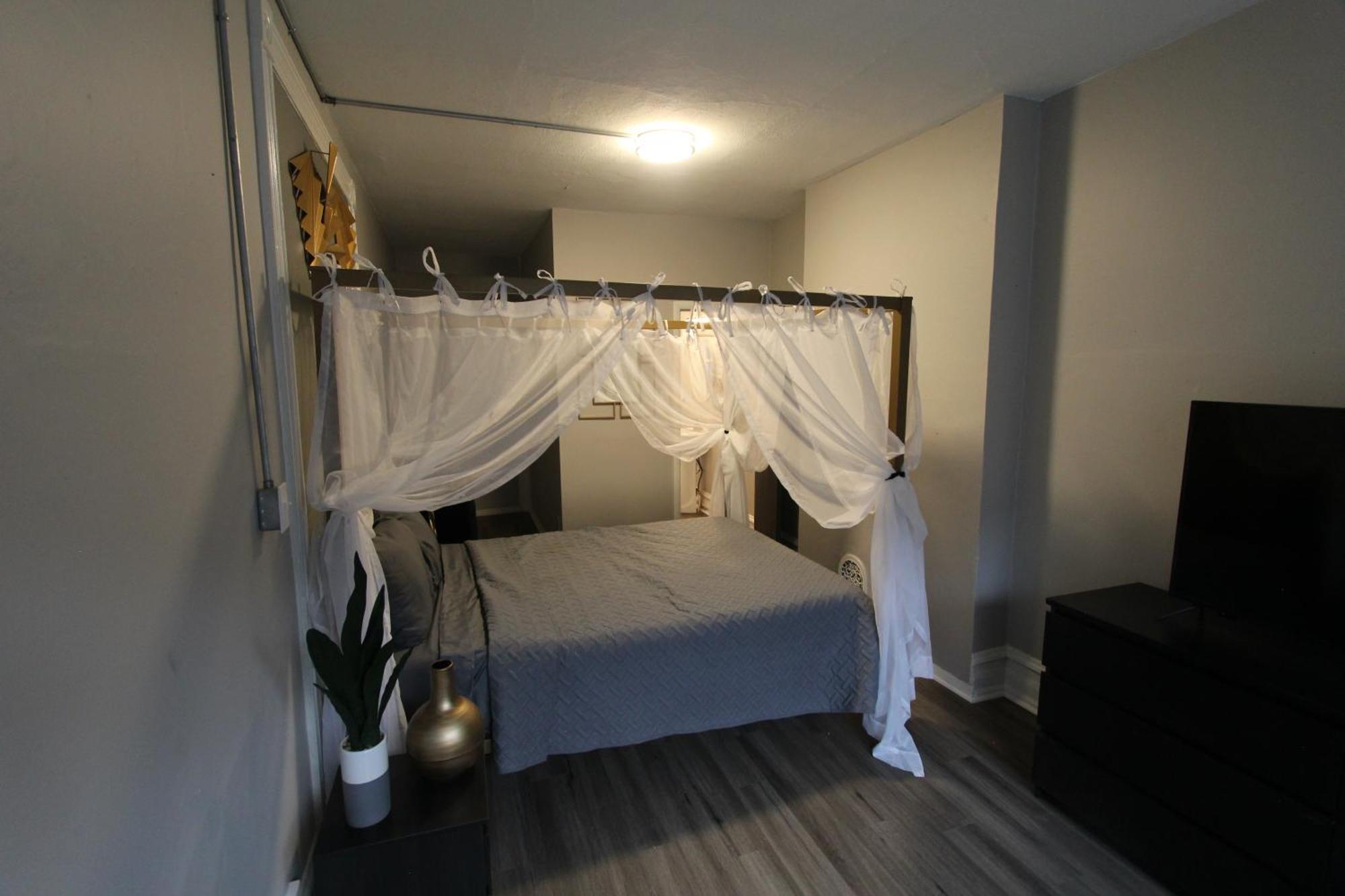 Homestay ☆☆ Modern Coed Dorm In ☆☆