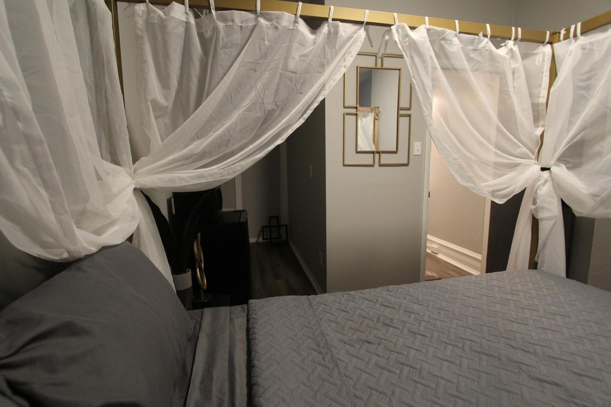 ☆☆ Modern Coed Dorm In ☆☆ Homestay *